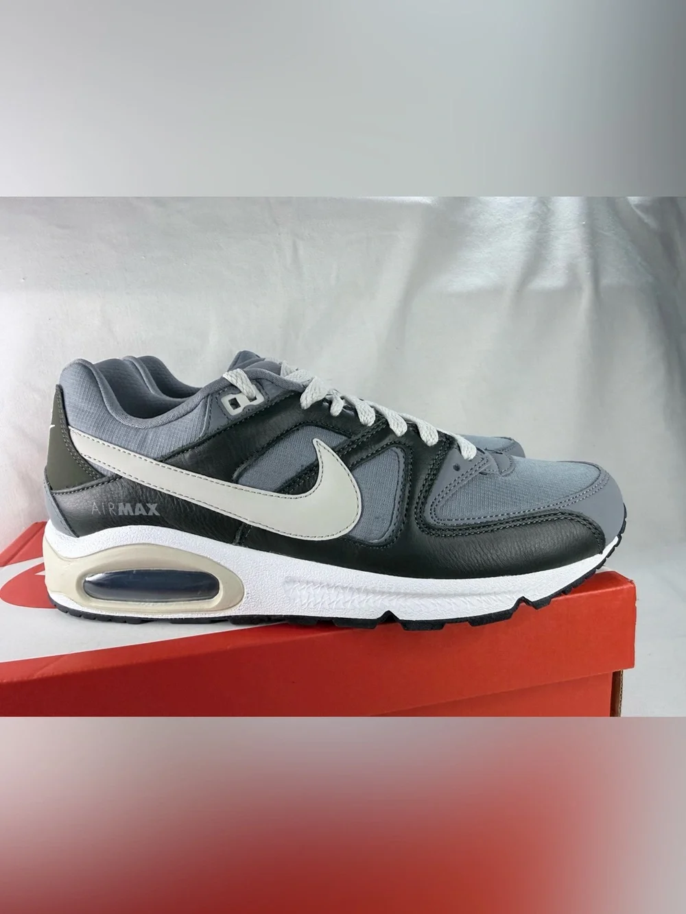 Nike Grey, Black & White Air Max Command Men's Sneaker 8.5